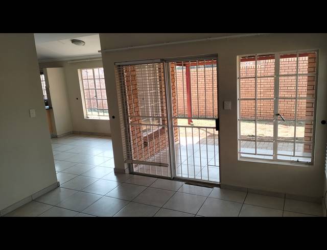 3 BEDROOM DUPLEX FOR SALE IN EQUESTRIA